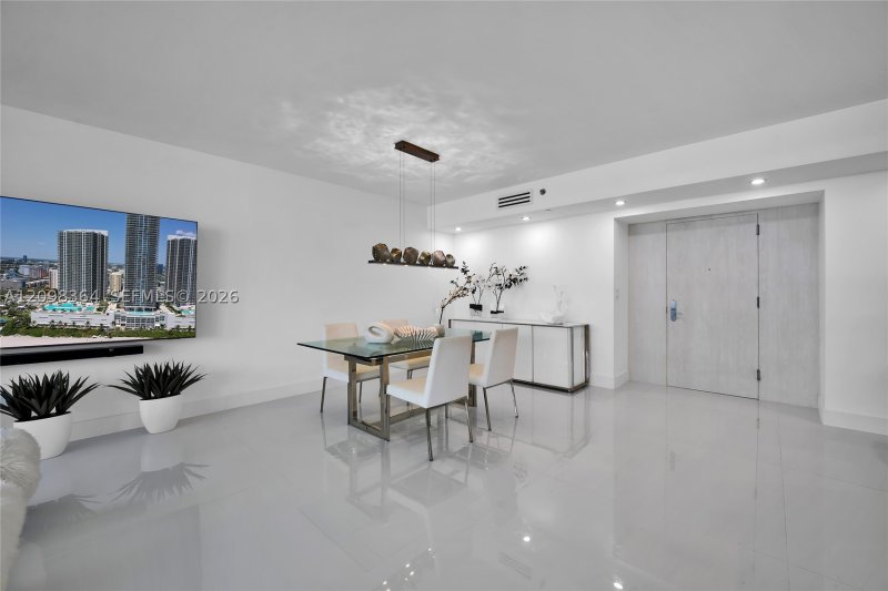 Comprar apartamento no Beach Club One 4110