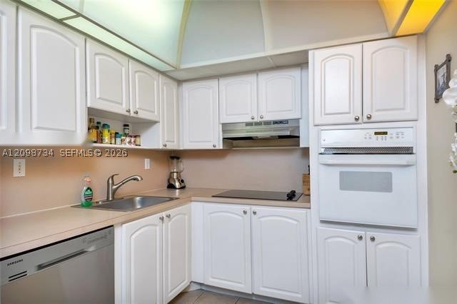 Condo for sale at Ocean View 1624