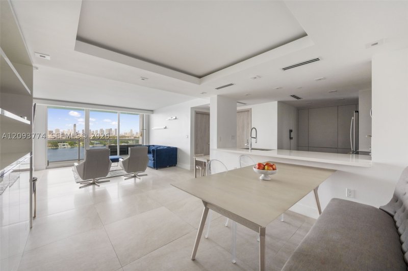 Comprar apartamento en Floridian 1503