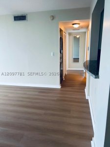 Aluguel de apartamento no Brickell Vista 1503