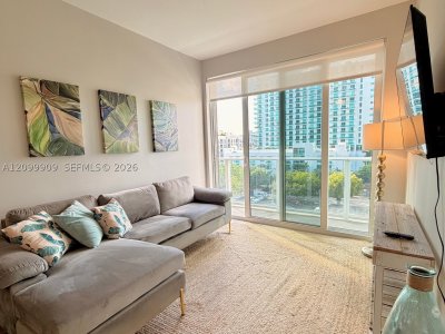 26 Edgewater Apt #707
