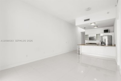 Comprar apartamento en Latitude On The River 4401