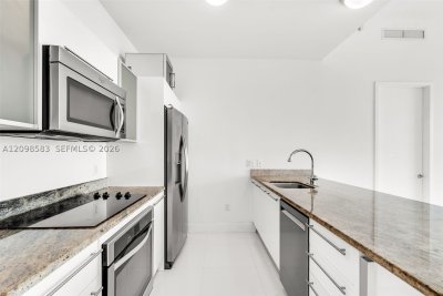 Comprar apartamento en Latitude On The River 4401