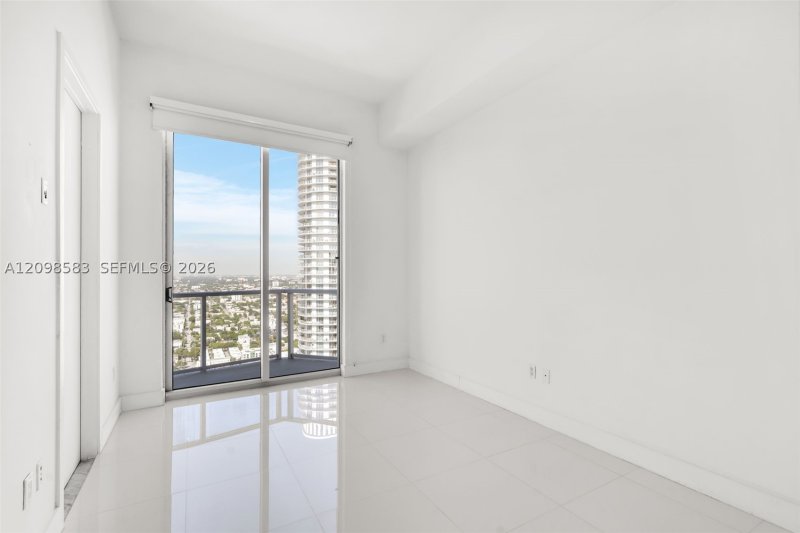 Condo for sale at Latitude On The River 4401