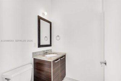 Comprar apartamento en Latitude On The River 4401