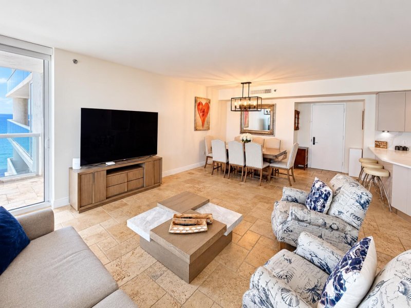 Condo for sale at Beach Club Three 1210