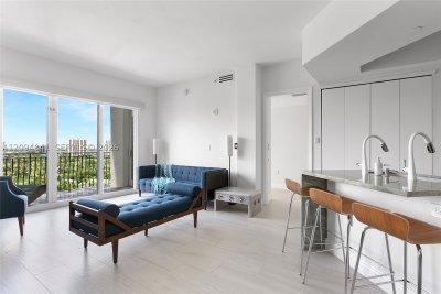 Alquiler de apartamento en Turnberry Village South TS08
