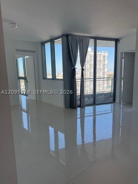 Alquiler de apartamento en Mint at Riverfront 2606