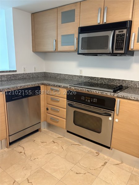 Condo for sale at Skyline On Brickell 2512