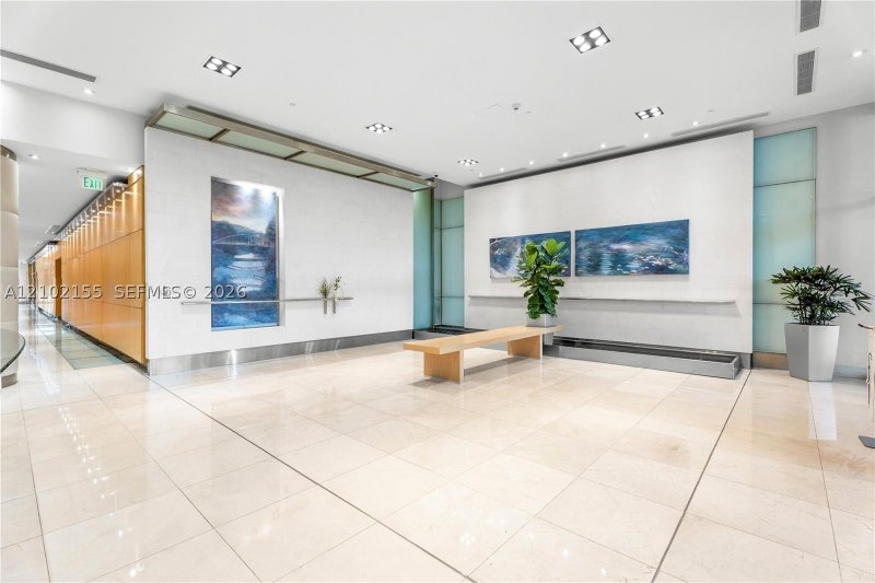 Condo for sale at Skyline On Brickell 2512