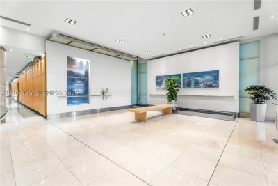 Comprar apartamento no Skyline On Brickell 2512