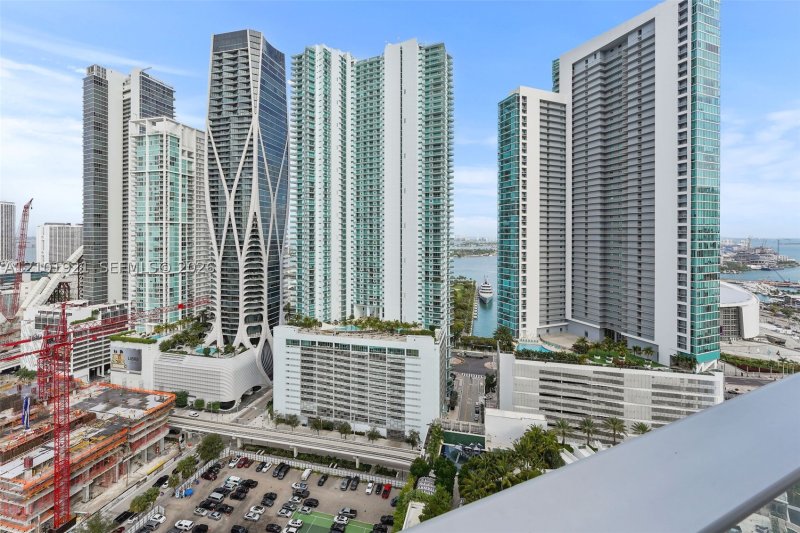 Aluguel de apartamento no Paramount Miami WorldCenter 2601