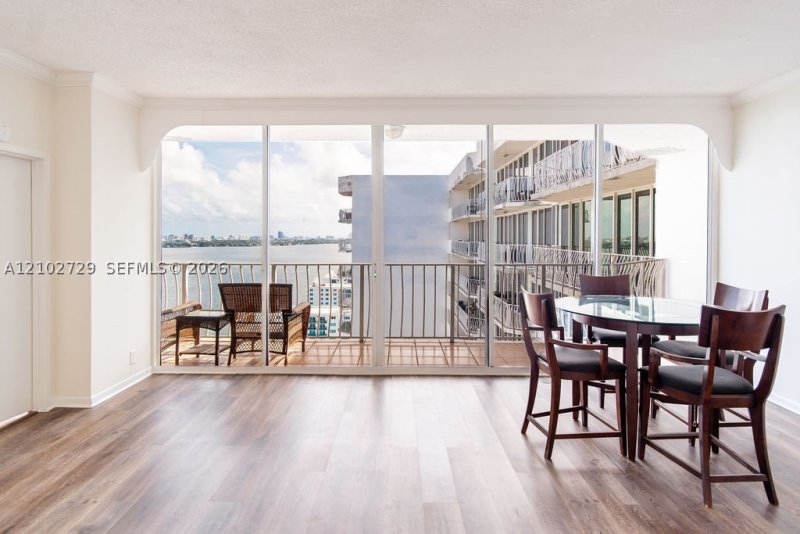 Condo for sale at Grandview Palace PH124