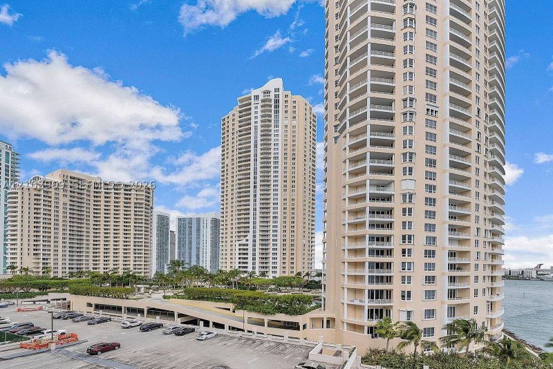 Comprar apartamento en Brickell Key Two 928