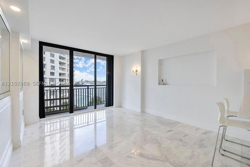 Comprar apartamento en Brickell Key Two 928