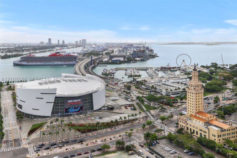 Comprar apartamento no Paramount Miami WorldCenter 3211