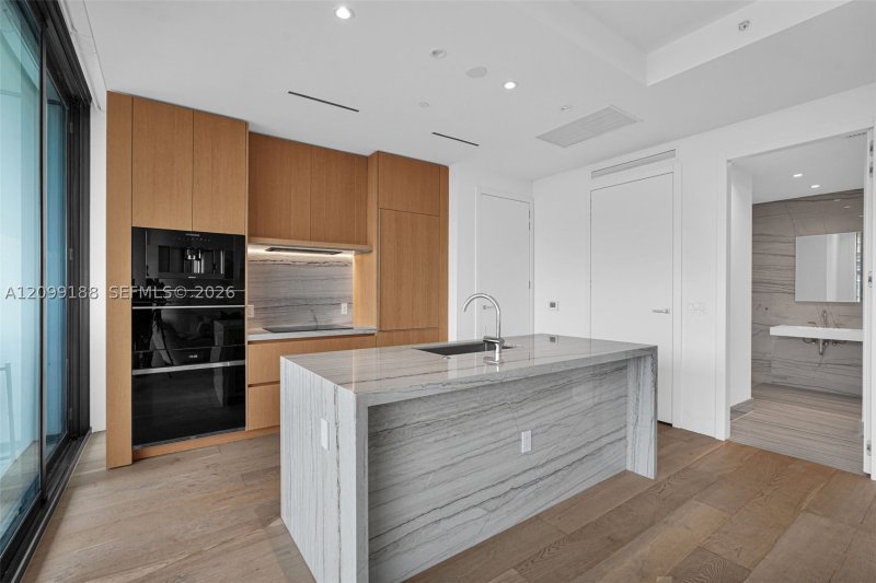 Comprar apartamento en Eighty Seven Park 603