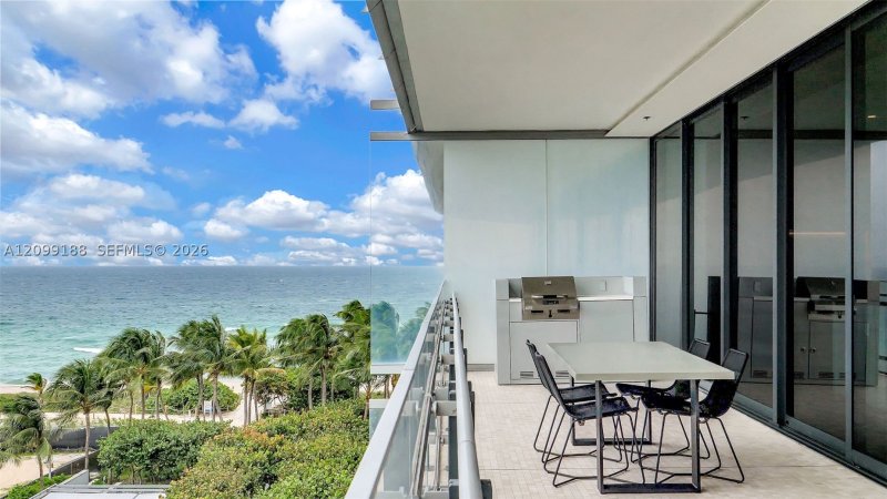 Comprar apartamento en Eighty Seven Park 603