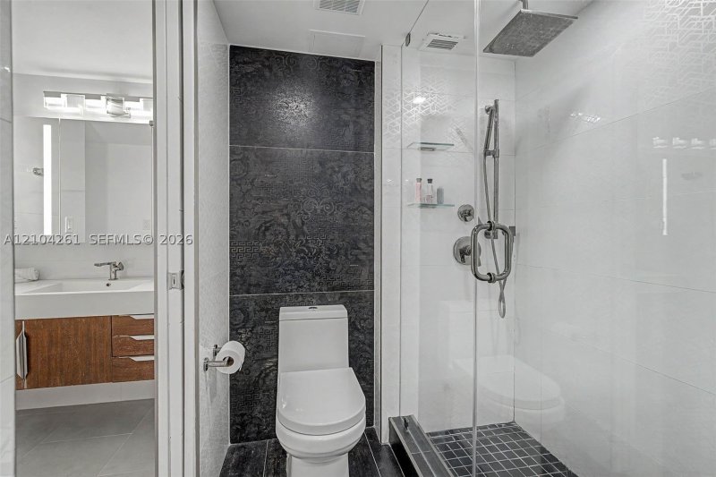 Aluguel de apartamento no Roney Palace 516
