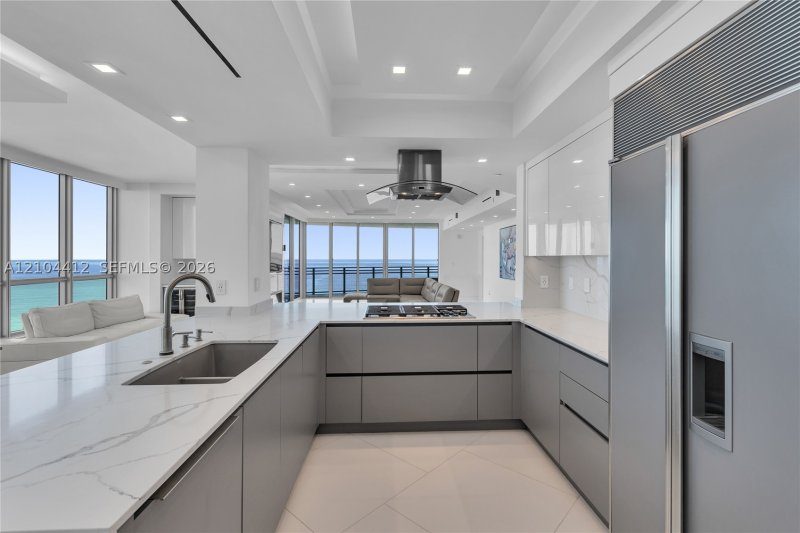 Comprar apartamento en Diplomat Residences 1602