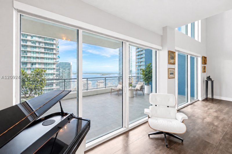 Aluguel de apartamento no Infinity on Brickell 4002