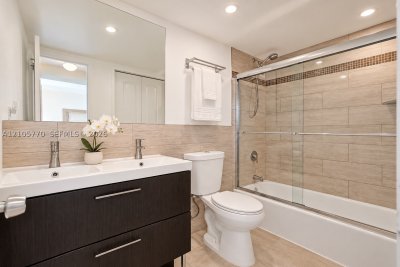 Comprar apartamento en Tides Hollywood Beach 8S