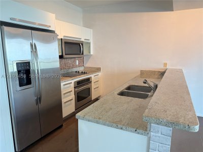 Comprar apartamento no Blue Condominium 2602