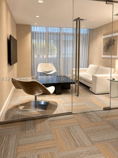 Alquiler de apartamento en The Plaza Tower II 2410