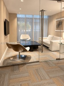 Alquiler de apartamento en The Plaza Tower II 2410