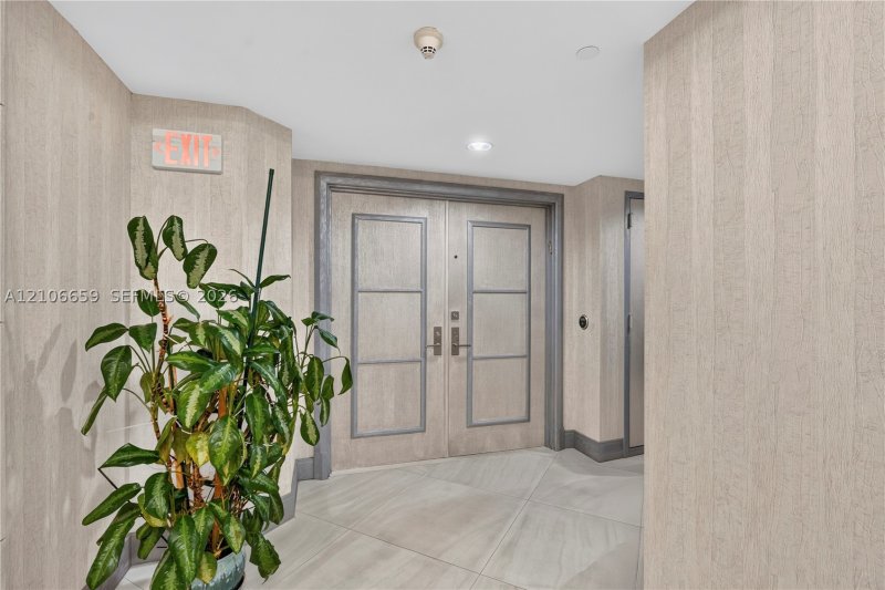Comprar apartamento en The Pinnacle 3402