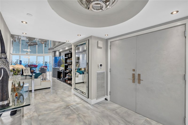 Comprar apartamento en The Pinnacle 3402