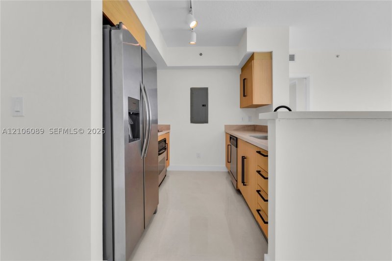 Property photo # 8