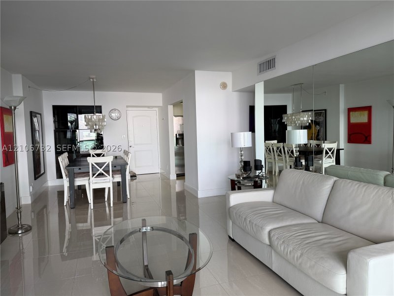 Alquiler de apartamento en Arlen House 2108