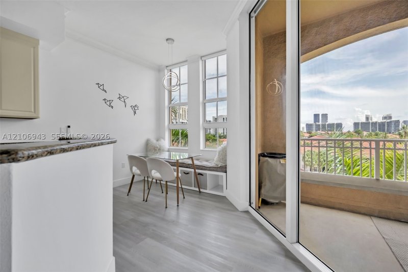 Property photo # 9