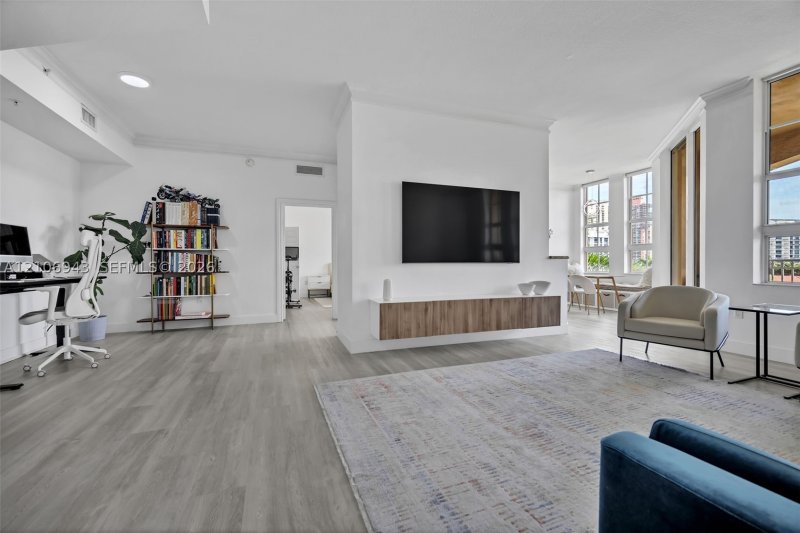 Property photo # 0