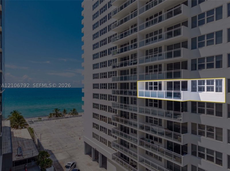 Comprar apartamento no Parker Plaza Estates 723