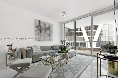 Comprar apartamento no 900 Biscayne 4010