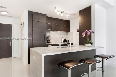 Comprar apartamento no 900 Biscayne 4010