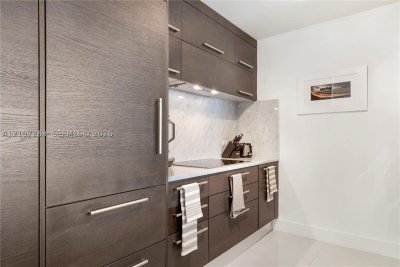 Comprar apartamento no 900 Biscayne 4010