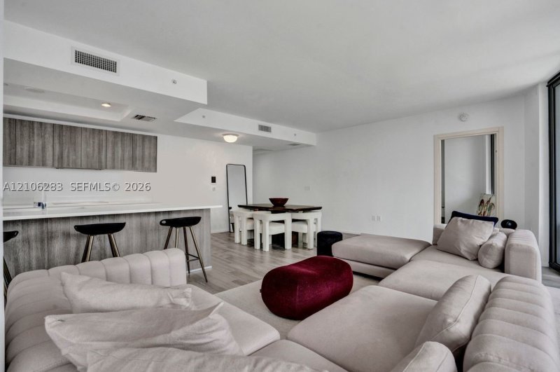 Comprar apartamento en SLS Lux Brickell 1801