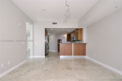 Aluguel de apartamento no Ocean Marine Yacht Club 401
