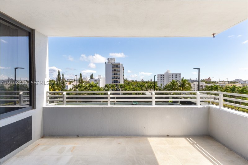 Comprar apartamento no Waverly 614