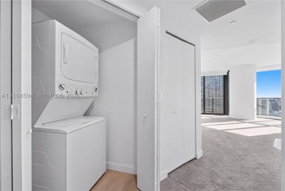 Comprar apartamento no Brickell Heights East 2206