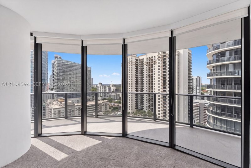 Comprar apartamento no Brickell Heights East 2206