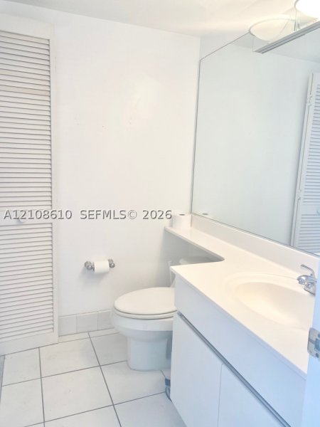 Apartment for rent at Sunset Harbour North 1210