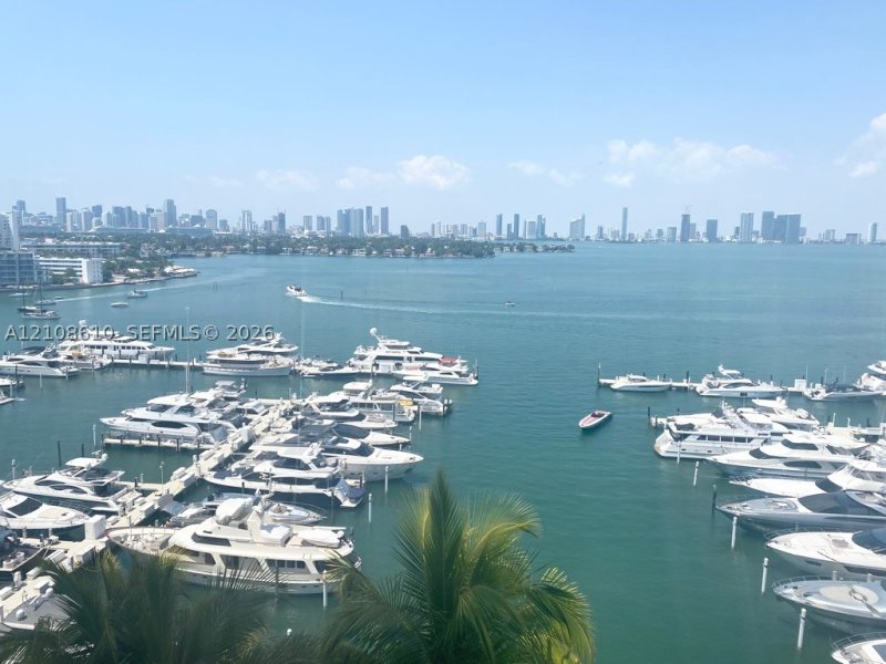 Apartment for rent at Sunset Harbour North 1210