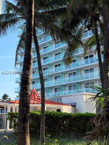 Condo for sale at Aventura Beach Club 348