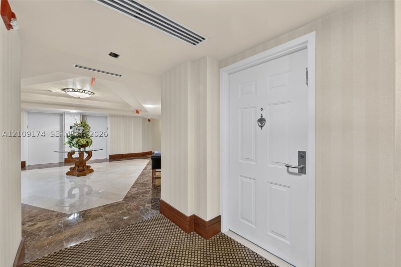 Apartment for rent at Turnberry On The Green 2001