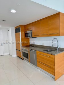 Aluguel de apartamento no Icon Brickell Tower II 4408