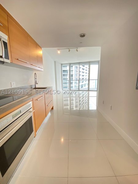 Apartment for rent at Icon Brickell Tower II 4408